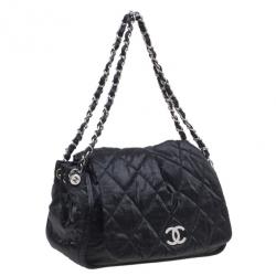 Pre Owned Chanel Black Glazed Leather Medium Bubble Flap Bag
