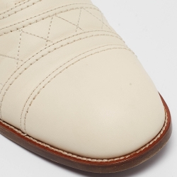 Chanel Cream Leather Lace Up Oxfords Size 41