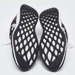 Pre Owned Chanel Black/Grey Nylon and Suede CC Logo Lace Up Sneakers Size 40