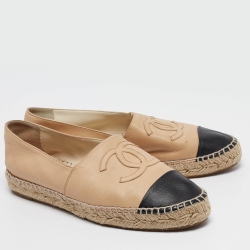 Pre Owned Chanel Beige/Black Leather CC Espadrille Flats Size 39