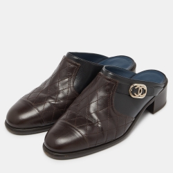Pre Owned Chanel Brown/Black Quilted Leather Buckle Detail Mules Size 39.5