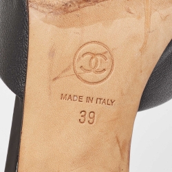 Pre Owned Chanel Black Leather and Patent CC Faux Pearl Heel Mules Size 39