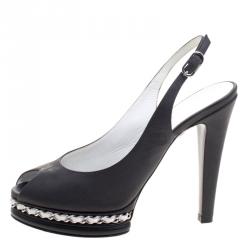 Pre Owned صندل شانيل فتحة كعب نعل سميك سلسلة جلد رصاصي حصوي مقاس 38