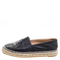 Pre Owned حذاء إسبادريلز شانيل CC جلد أسود مقاس 36