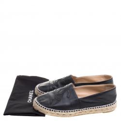 Pre Owned حذاء إسبادريلز شانيل CC جلد أسود مقاس 36