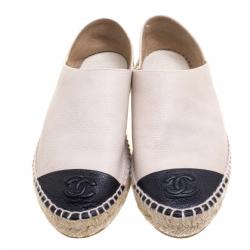 Pre Owned حذاء إسبادريلز شانيل غطاء مقدمة CC جلد مونوكروم مقاس 37