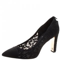 مملوكة مسبقًا Chanel Black Lace Pointed Toe Pumps Size 39.5
