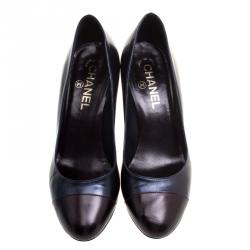 مملوكة مسبقًا حذاء كعب عالي شانيل غطاء مقدمة مزخرف زهور كاميليا جلد لمسة ميتالك لونين مقاس 38