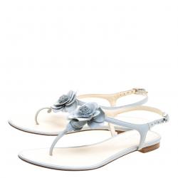 Chanel Grey Leather Camellia Thong Sandals Size 35