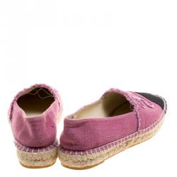 Pre Owned حذاء اسبادريل شانيل CC كانفاس وردي مقاس 39