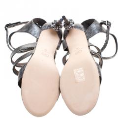 Pre Owned Chanel Metallic Silver Leather Fan Goa Ankle Strap Sandals Size 39