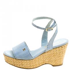 مملوكة مسبقًا صندل شانيل كانفاس CC أزرق فاتح مقاس 36