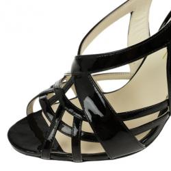 مملوكة مسبقًا Chanel Black Patent Strappy Sandals Size 37.5