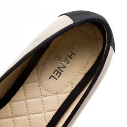 Pre Owned حذاء سليبرز شانيل CC جلد بيج بيرل سموكينغ مقاس 38.5