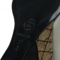 مملوكة مسبقًا Chanel White Leather Camellia D'orsay Wedges Size 37