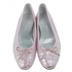 مملوكة مسبقًا Chanel Pink Metallic Python Ballet Flats Size 37.5