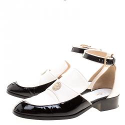 Pre Owned Chanel Monochrome Leather Ankle Strap Cutout Loafers Size 39.5