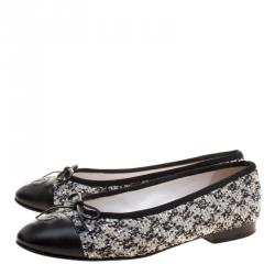 مملوكة مسبقًا Chanel Monochrome Sequins Embellished Tweed and Leather Cap Toe CC Bow Ballet Flats Size 37.5