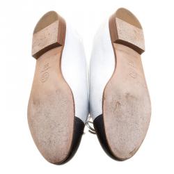 Pre Owned Chanel Metallic Monochrome Embossed Leather CC Cap Toe Bow Ballet Flats Size 36