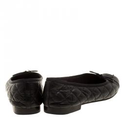 Pre Owned حذاء فلات باليه شانيل فيونكة CC جلد مبطن أسود مقاس 38