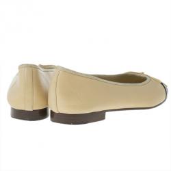 مملوكة مسبقًا Chanel Beige Leather CC Cap Toe Ballet Flats Size 38