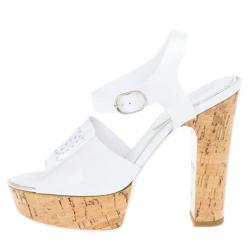 مملوكة مسبقًا Chanel White Patent Cork Heel Ankle Strap Sandals Size 37