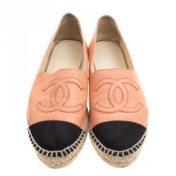 Pre Owned حذاء إسبادريل شانيل CC سويدي برتقالي فلوروسينت مقاس 39