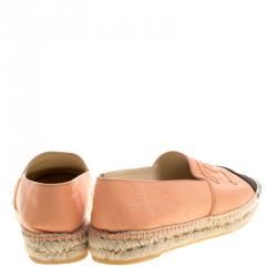 Pre Owned حذاء إسبادريل شانيل CC سويدي برتقالي فلوروسينت مقاس 39