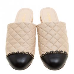 مملوكة مسبقًا حذاء مولز شانيل جلد مبطنة أسود/ بيج مقاس 39