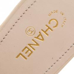 مملوكة مسبقًا حذاء مولز شانيل جلد مبطنة أسود/ بيج مقاس 39