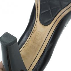 مملوكة مسبقًا Chanel Black Leather Elastic Ballet Pumps Size 39