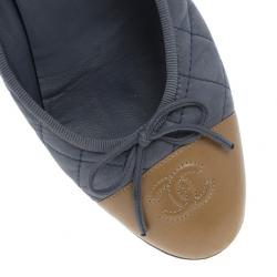 Pre Owned Chanel Two Toe Quilted Leather CC Ballet Flats Size 39