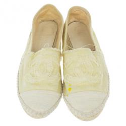 مملوكة مسبقًا حذاء فلات إسبادريل شانيل كانفاس أصفر مقاس 37