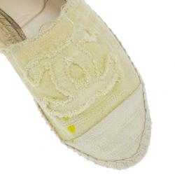 مملوكة مسبقًا حذاء فلات إسبادريل شانيل كانفاس أصفر مقاس 37