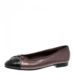 Pre Owned Chanel Lilac/Black Leather CC Cap Toe Ballet Flats Size 36