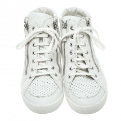 Pre Owned Chanel White Leather CC High Top Sneakers Size 39.5