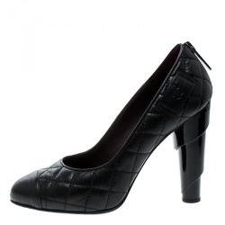 مملوكة مسبقًا Chanel Black CC Quilted Leather Pumps Size 39