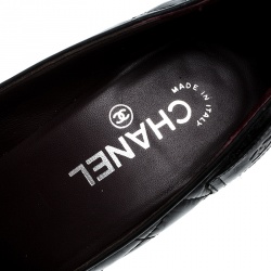 مملوكة مسبقًا Chanel Black CC Quilted Leather Pumps Size 39