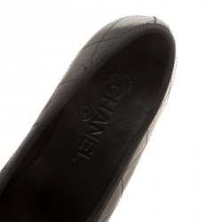 مملوكة مسبقًا Chanel Black Quilted Leather CC Cambon Ballet Flats Size 37