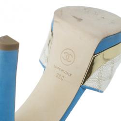 مملوكة مسبقًا Chanel Blue and Cream Leather Ankle Strap Sandals Size 39