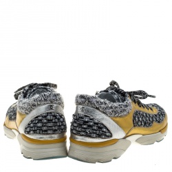 مملوكة مسبقًا حذاء رياضي شانيل تويد وجلد ميتاليك مقاس 40.5