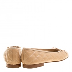 Pre Owned Chanel Beige Quilted Leather CC Bow Ballet Flats Size 40.5