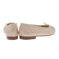 Pre Owned Chanel Gold Quilted Leather Ballet Flats Size 35