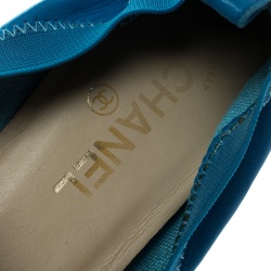 Pre Owned حذاء باليرينا فلات شانيل جلد تروكواز مقدمة فينيل وكاميليا رافية مقاس 42