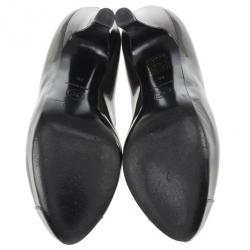 Pre Owned Chanel Metallic CC Cap Toe Pumps Size 38