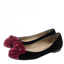 Pre Owned Chanel Black/Pink Velvet Camelia Flower Ballet Flats Size 37.5