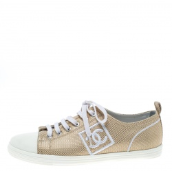 مملوكة مسبقًا Chanel Metallic Gold Canvas Tennis CC Low Top Sneakers Size 36.5