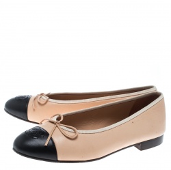 Chanel Two Tone Leather CC Cap Toe Bow Ballet Flats Size 36.5