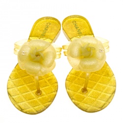 مملوكة مسبقًا صندل شانيل فلات كاميليا CC جيلي أصفر مقاس 37