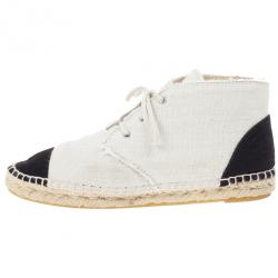 مملوكة مسبقًا Chanel CC Canvas Espadrille Sneakers Size 39